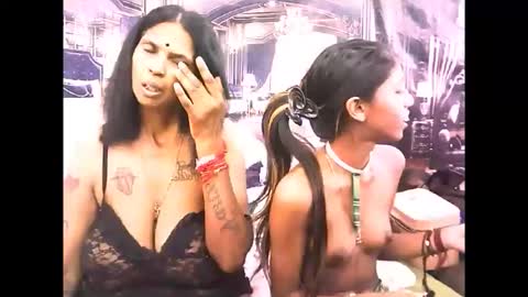 sexyva4u2luv online show from October 2025 07:32:01 AM