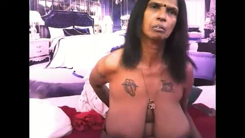 sexyva4u2luv online show from November 2025 12:08:02 AM