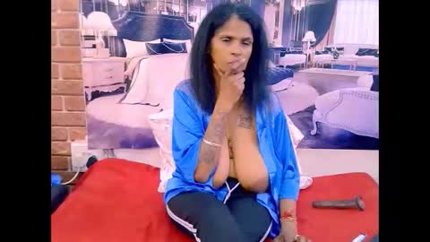 Snapshot of sexyva4u2luv chatting on April 2026 12:46:01 AM sexyva4u2luv online show from April 2026 12:46:01 AM