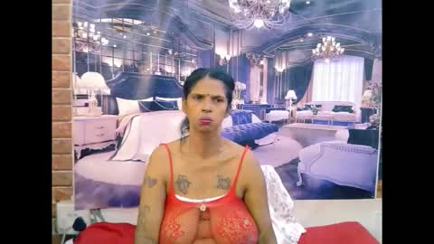 Snapshot of sexyva4u2luv chatting on May 2026 07:48:02 AM sexyva4u2luv online show from May 2026 07:48:02 AM