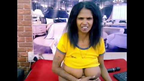 Snapshot of sexyva4u2luv chatting on May 2026 06:25:01 PM sexyva4u2luv online show from May 2026 06:25:01 PM