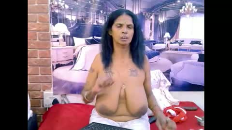 Snapshot of sexyva4u2luv chatting on May 2026 06:41:02 AM sexyva4u2luv online show from May 2026 06:41:02 AM