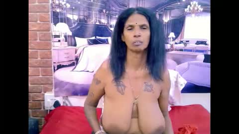 Snapshot of sexyva4u2luv chatting on May 2026 06:47:01 PM sexyva4u2luv online show from May 2026 06:47:01 PM