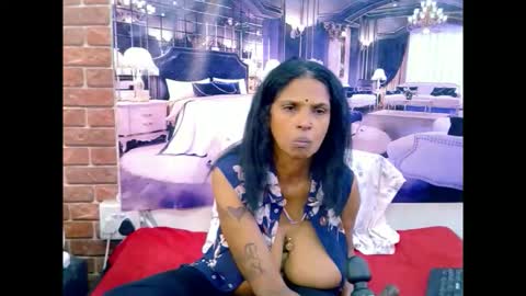 Snapshot of sexyva4u2luv chatting on May 2026 07:04:01 AM sexyva4u2luv online show from May 2026 07:04:01 AM