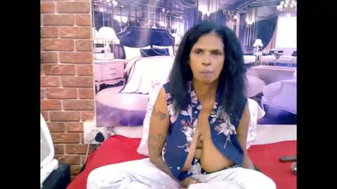 Snapshot of sexyva4u2luv chatting on May 2026 07:00:01 PM sexyva4u2luv online show from May 2026 07:00:01 PM