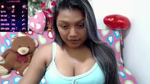 sexyvaldiry online show from December 2024 07:35:01 PM
