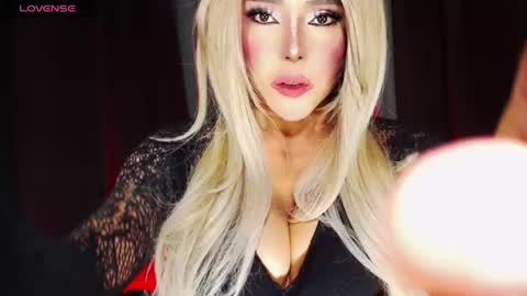 Snapshot of sexywebcamdoll chatting on July 2026 10:06:01 AM Audrey Maristela online show from July 2026 10:06:01 AM