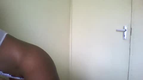 Snapshot of sexyy_tiny chatting on March 2026 08:09:02 AM Mel online show from March 2026 08:09:02 AM