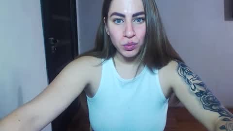 Snapshot of sexyyuliia777 chatting on October 2025 09:32:02 AM Yuliia online show from October 2025 09:32:02 AM