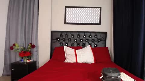 Snapshot of sexyzahara_h chatting on October 2025 11:09:02 PM zahara online show from October 2025 11:09:02 PM