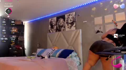Snapshot of sexyzoe_69 chatting on June 2026 08:25:02 PM Alexa online show from June 2026 08:25:02 PM