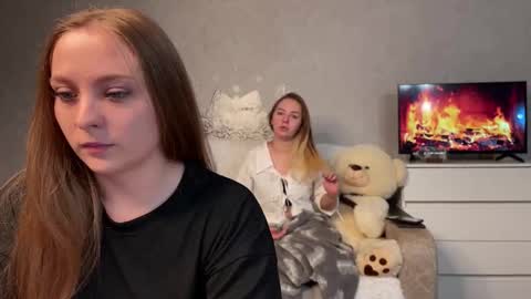 Adella online show from November 2025 04:38:01 AM