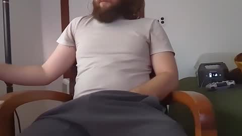 Gee online show from November 2025 01:48:02 PM