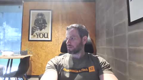 shad0w_hunter online show from February 2025 07:21:01 PM