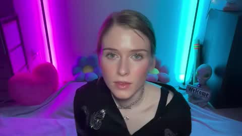 shadebabe online show from April 2026 01:17:02 PM