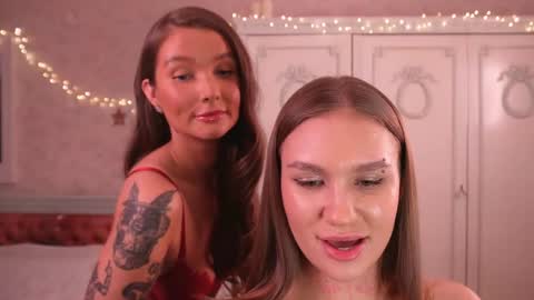 Snapshot of shadowladyyy chatting on January 2025 04:48:02 PM Sindy and Nancy  Next stream 1 December  online show from January 2025 04:48:02 PM