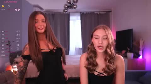 Snapshot of shadowladyyy chatting on September 2025 09:32:01 AM Sindy and Nancy  Next stream 1 December  online show from September 2025 09:32:01 AM