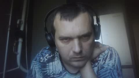 Snapshot of shadowtouch7 chatting on September 2025 12:16:01 PM Serhei online show from September 2025 12:16:01 PM
