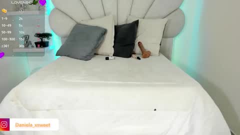 Snapshot of shairytovar chatting on February 2026 06:40:02 AM shairytovar online show from February 2026 06:40:02 AM