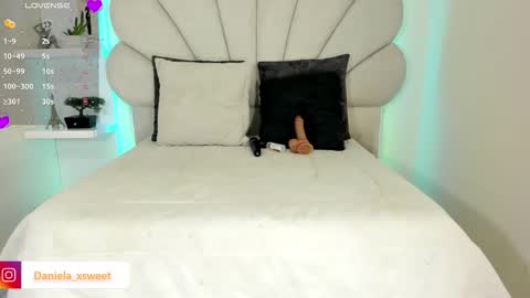 Snapshot of shairytovar chatting on February 2026 06:29:02 AM shairytovar online show from February 2026 06:29:02 AM