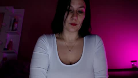 Mila online show from January 2026 07:21:01 AM