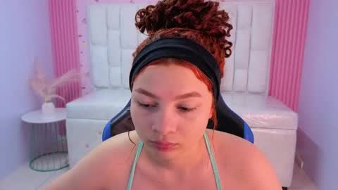 Snapshot of shalon_diaz_sub chatting on May 2026 01:57:04 AM Shalon online show from May 2026 01:57:04 AM