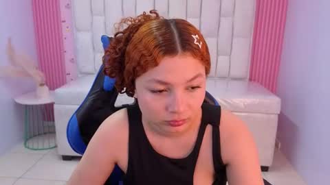Snapshot of shalon_diaz_sub chatting on June 2026 01:37:01 AM Shalon online show from June 2026 01:37:01 AM