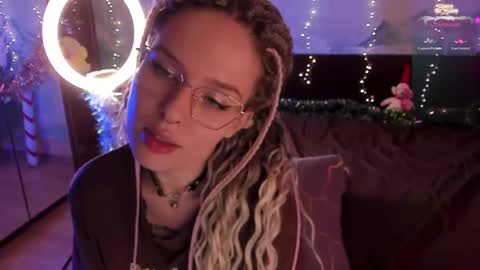 shameles_pussy online show from December 2024 01:28:01 PM