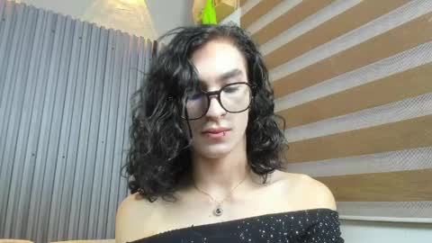Snapshot of shammy_rosse chatting on May 2026 08:07:02 PM shammy_rosse online show from May 2026 08:07:02 PM