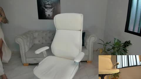 onlyfans shanabellucy online show from January 2025 11:33:01 AM