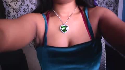 Snapshot of shanaya_indian chatting on January 2025 04:33:02 AM shanaya indian online show from January 2025 04:33:02 AM