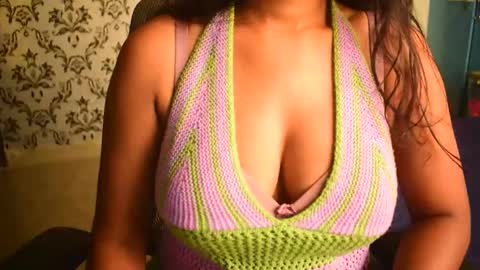 Snapshot of shanaya_indian chatting on September 2025 04:12:01 AM shanaya indian online show from September 2025 04:12:01 AM