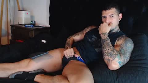 Snapshot of shane_clay chatting on December 2024 10:12:01 PM Shane online show from December 2024 10:12:01 PM