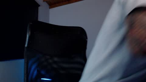 Snapshot of shane_clay chatting on December 2024 11:49:01 PM Shane online show from December 2024 11:49:01 PM