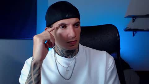 Snapshot of shane_clay chatting on January 2025 12:11:01 AM Shane online show from January 2025 12:11:01 AM