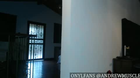 Snapshot of shane_clay chatting on March 2025 10:10:01 PM Shane online show from March 2025 10:10:01 PM