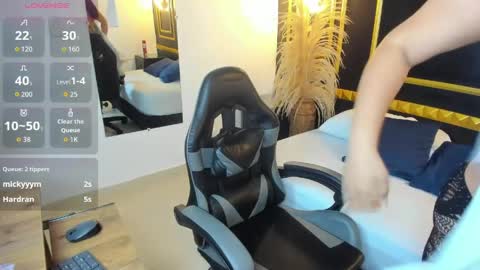 Shanel online show from March 2026 12:16:01 PM