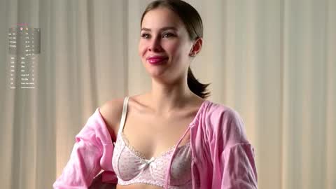 Emmy online show from December 2025 02:05:02 AM