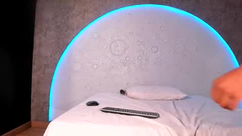 Snapshot of shanelsmiith chatting on February 2026 12:08:02 PM Shanel online show from February 2026 12:08:02 PM