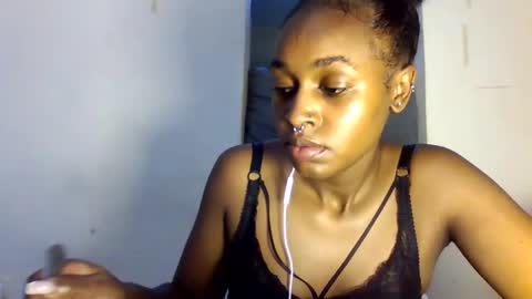 shania_sleigh online show from April 2026 06:21:01 PM