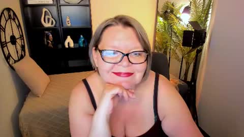 Snapshot of shannonshine chatting on June 2026 01:37:01 PM Shannon online show from June 2026 01:37:01 PM