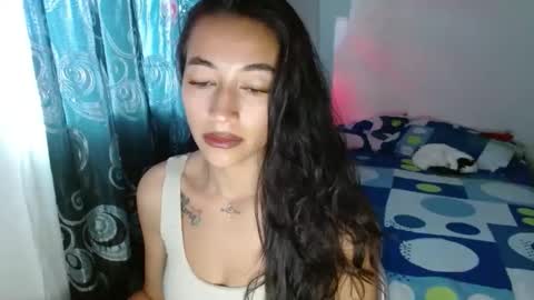 Snapshot of shantal_101 chatting on November 2025 07:36:02 PM shantal_101 online show from November 2025 07:36:02 PM