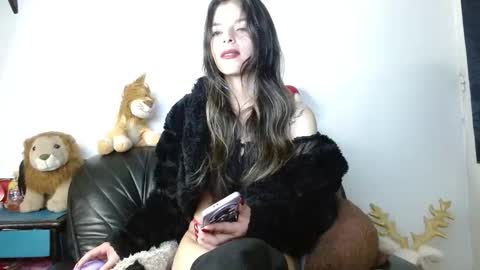 Shantal online show from March 2026 05:13:02 AM