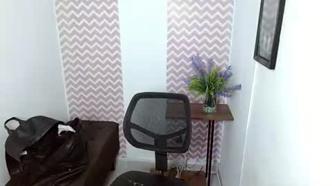Snapshot of shantalcarson chatting on July 2026 06:12:01 PM Dayana online show from July 2026 06:12:01 PM