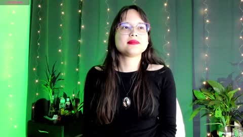 Snapshot of shantalcerezo chatting on February 2025 01:15:01 AM Cat-FOLLOWME and we talk IGshantal cerezo online show from February 2025 01:15:01 AM