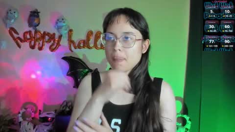 Snapshot of shantalcerezo chatting on October 2025 09:57:01 PM Cat-FOLLOWME and we talk IGshantal cerezo online show from October 2025 09:57:01 PM