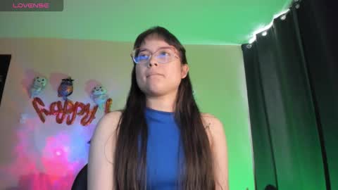 Snapshot of shantalcerezo chatting on October 2025 07:59:01 PM Cat-FOLLOWME and we talk IGshantal cerezo online show from October 2025 07:59:01 PM