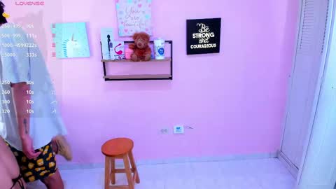 Snapshot of shantals chatting on October 2025 11:07:01 PM shantals online show from October 2025 11:07:01 PM