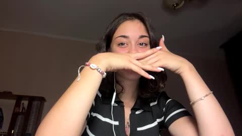 Shantel online show from October 2025 04:55:01 PM