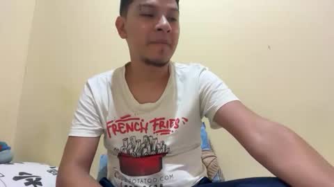 shantiiago7_ online show from April 2026 02:33:02 AM